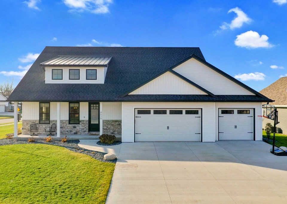 1st image of 4024 Dollar Ln