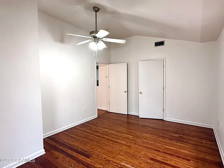 305 General Mouton Ave #B — Photo 15