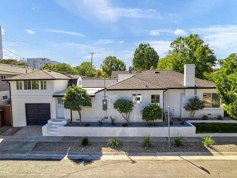 4434 U St — Photo 3