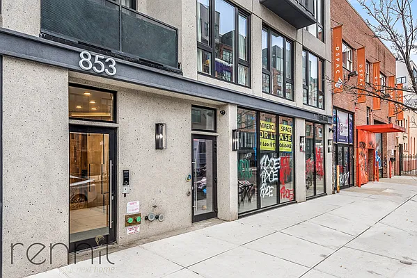 Rented by Rennit Inc. | media 19