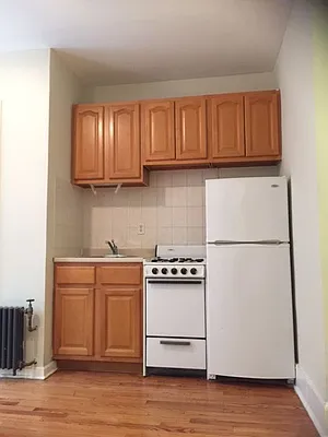 Rented by Landmark Real Estate | media 11