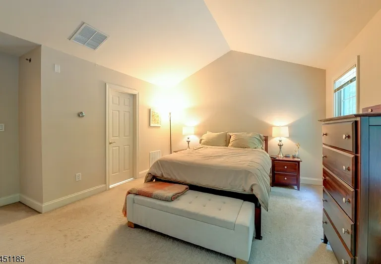 50 Bloomfield Ave #50 — Photo 13