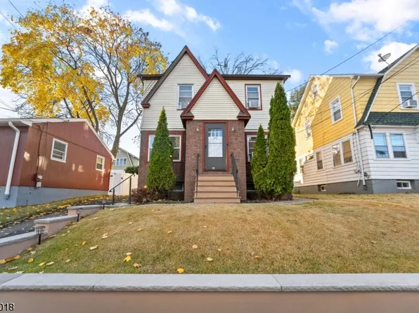 310 E 26th St, Paterson City, NJ 07514