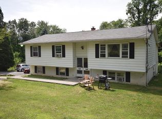 71 Plattekill Ardonia Rd, Wallkill, NY 12589