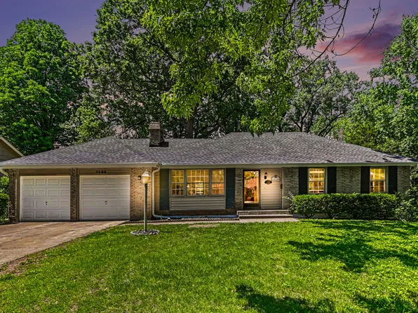 7204 Ash Ave, Raytown, MO 64133