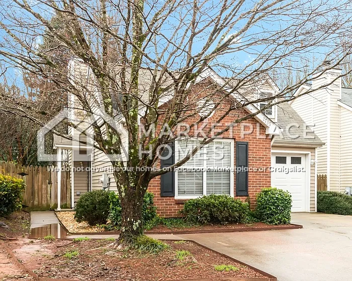 2733 Saint Charles Ln NW — Photo 2