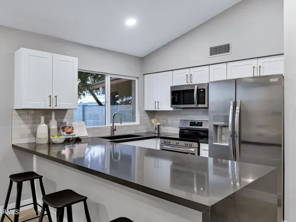 9118 N 68TH Lane, Peoria, AZ 85345