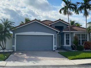 2322 NW 166th Ave, Pembroke Pines, FL 33028