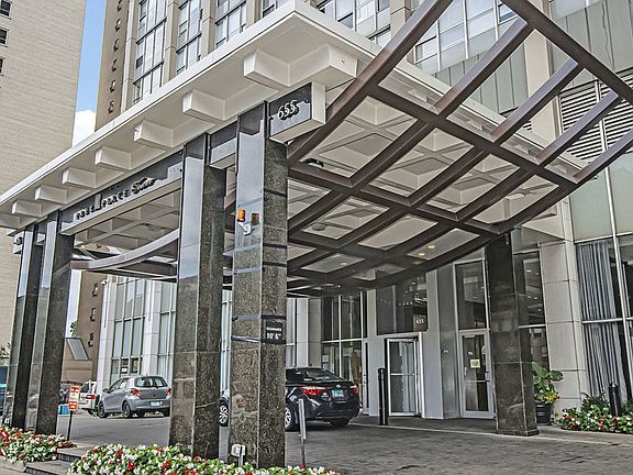 3rd image of 655 W Irving Park Rd APT 5502