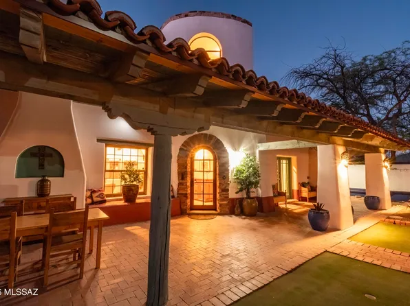 1125 E Seneca St, Tucson, AZ 85719