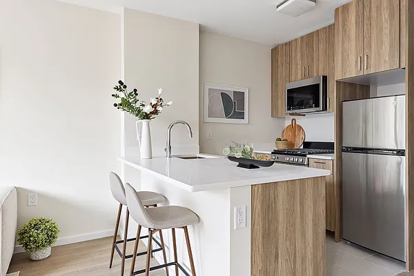 Rented by Compass | media 7