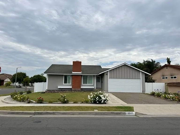 5641 Tilburg Dr — Photo 2