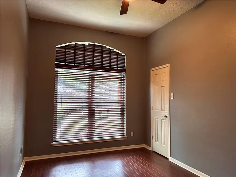 28806 Stone Fox Dr — Photo 25