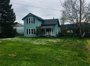 1098 NE Division St, Myrtle Creek, OR 97457