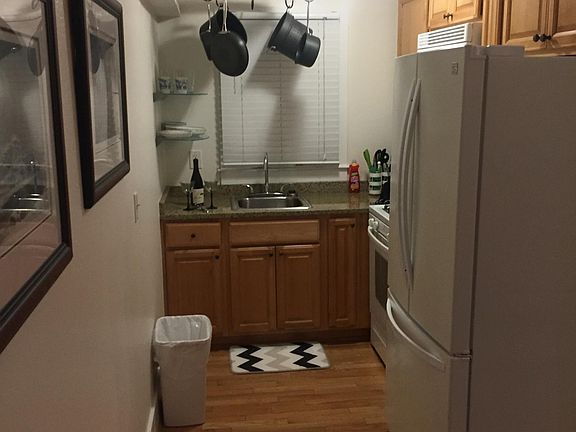 3rd image of 2200 Oak Park Ln
