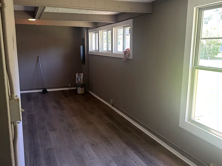 2324 Ballard Pl — Photo 3