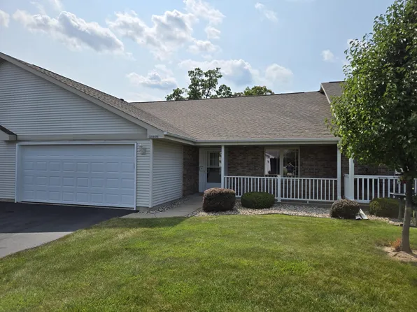 2550 Havenwood Dr Unit B, Oshkosh, WI 54904