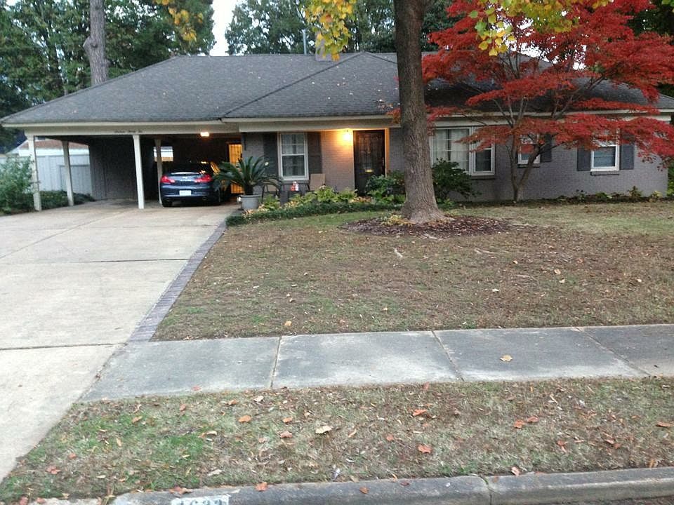 Tons of Curb Appeal!