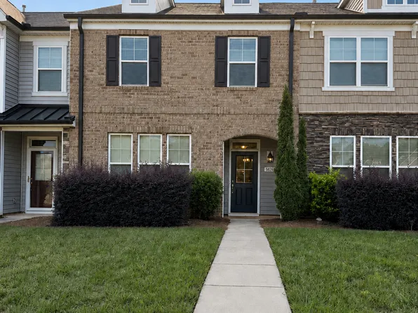 5820 Crestlawn Ct #1, Pfafftown, NC 27040