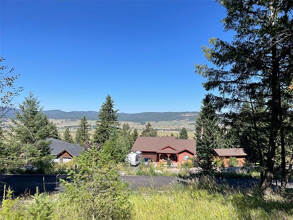 2nd image of 182 Walking Coyote Dr