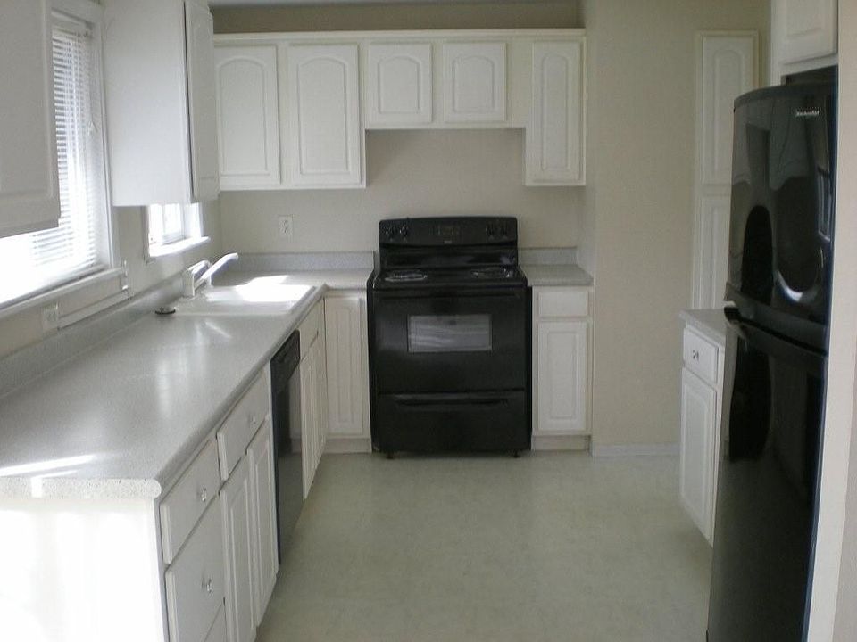 2nd image of 11203 Luther Ave S