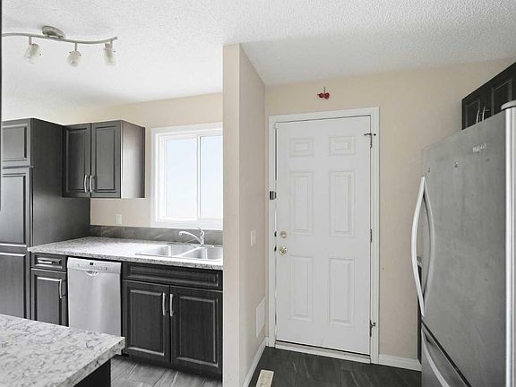 4th image of 118 Dovertree Pl SE