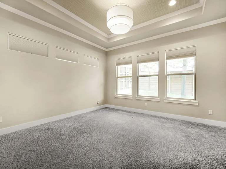 1806 Tucker St — Photo 11