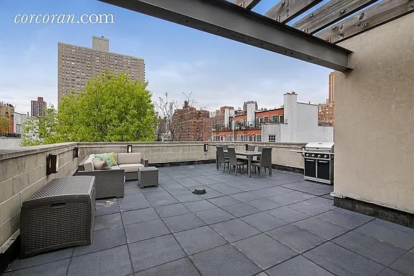 Sold by Corcoran | media 7
