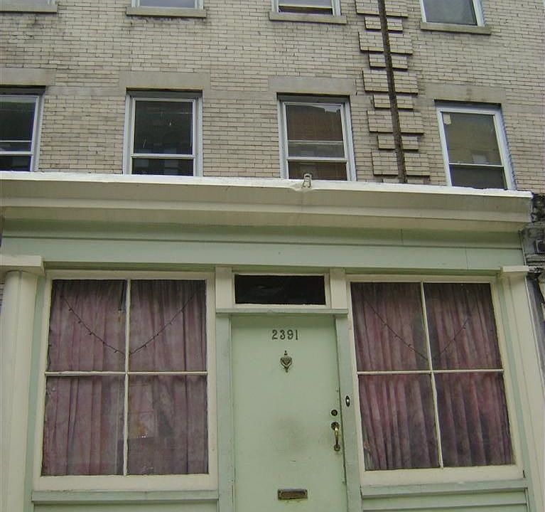 1st image of 2391 Walton Ave