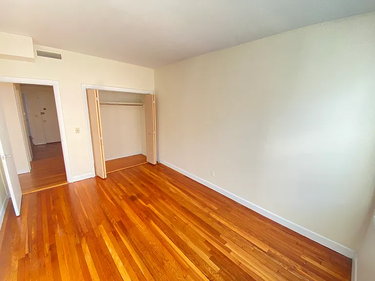 1138 Commonwealth Ave — Photo 13