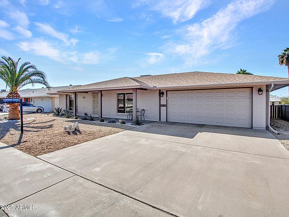 3rd image of 10315 W CAMEO Drive