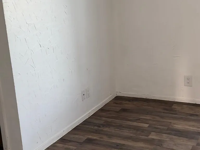 500 S Bentwood Dr — Photo 17