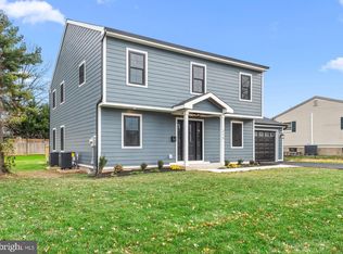 215 N Franklin St, Doylestown, PA 18901