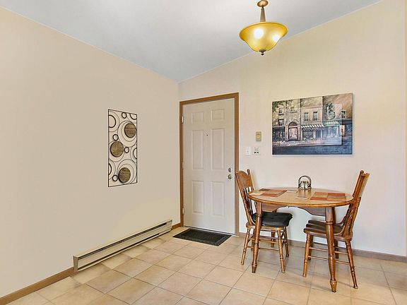 3rd image of 4314 W Shamrock Ln APT 3B
