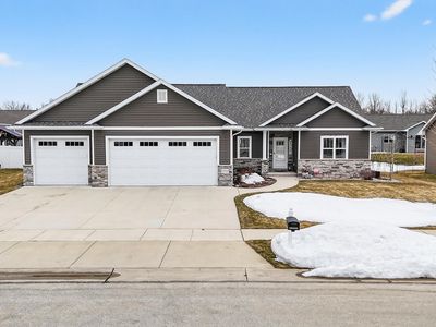 W6036 Zach St, Menasha, WI, 54952