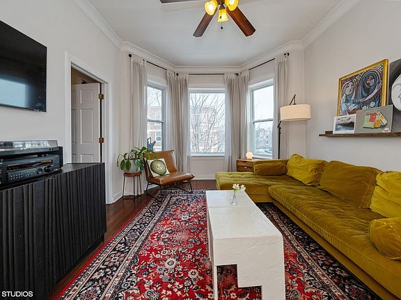 2nd image of 2600 N Sawyer Ave APT 2