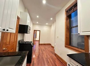 299 10th Ave #1T, New York, NY 10001