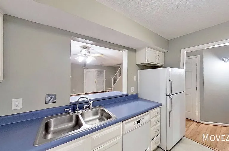 4233 Baylor St — Photo 26