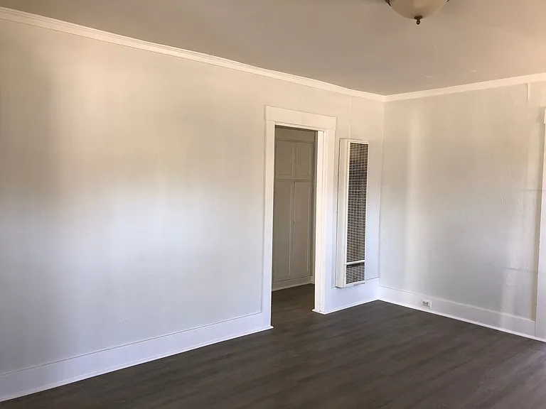 1835 Estudillo St — Photo 7
