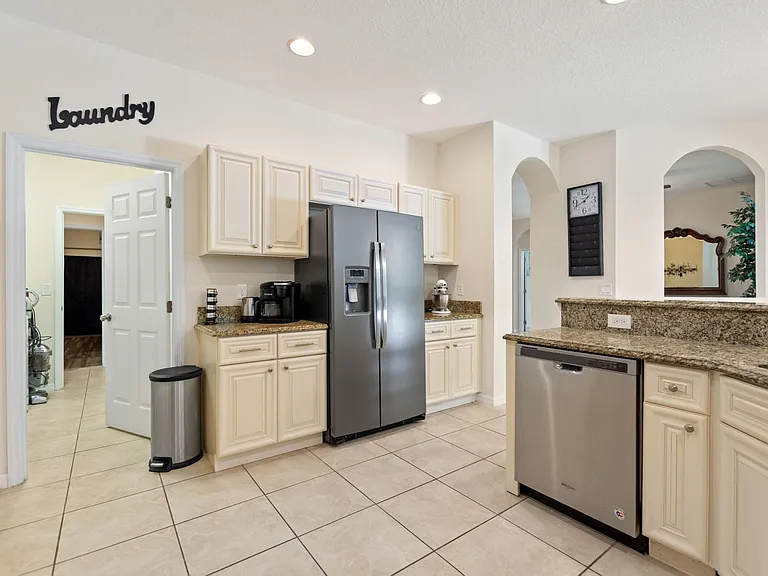 1316 Golf Course Pkwy — Photo 5