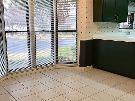3rd image of 1814 Quailwood Dr