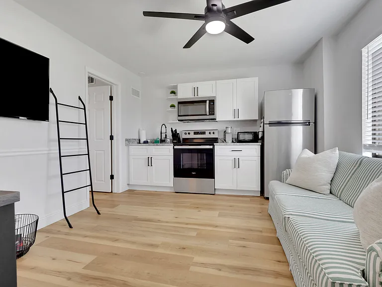 8173 Albatross Rd #1 — Photo 7