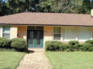 2804 Madonna Dr, Alexandria, LA 71301