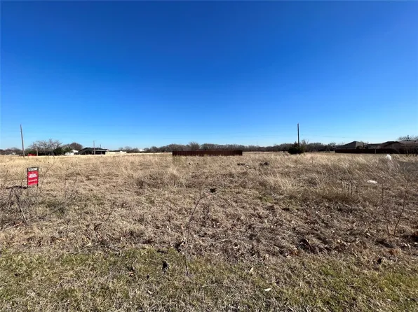 9325 Prairieview Dr, Fort Worth, TX 76134