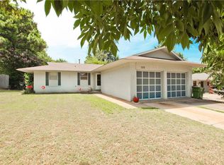 322 Asbill Ave, Yukon, OK 73099