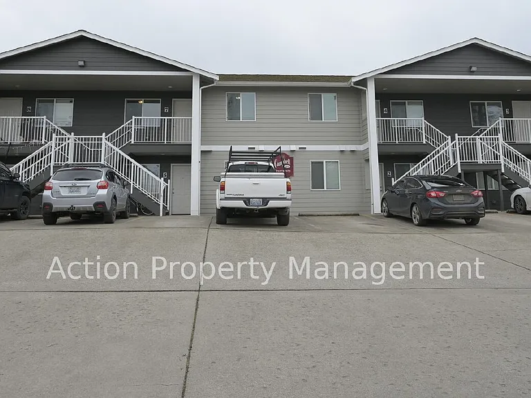 1312 Campbell Ave #8 — Photo 1