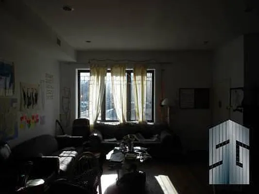 Rented by Skyline Group Real Estate | media 15