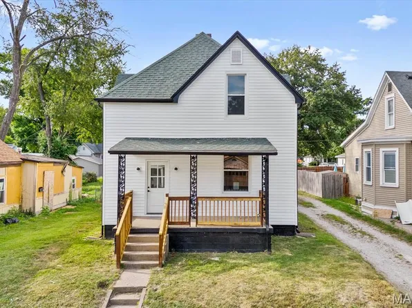 421 S 20th St, Belleville, IL 62226