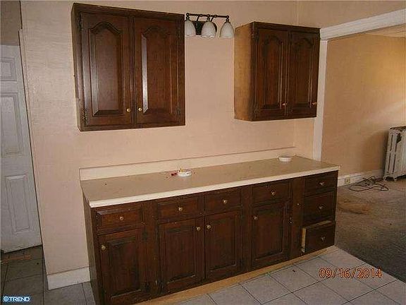 5th image of 5222 Glenloch St