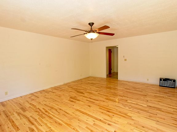 5th image of 8171 Wachtel Way